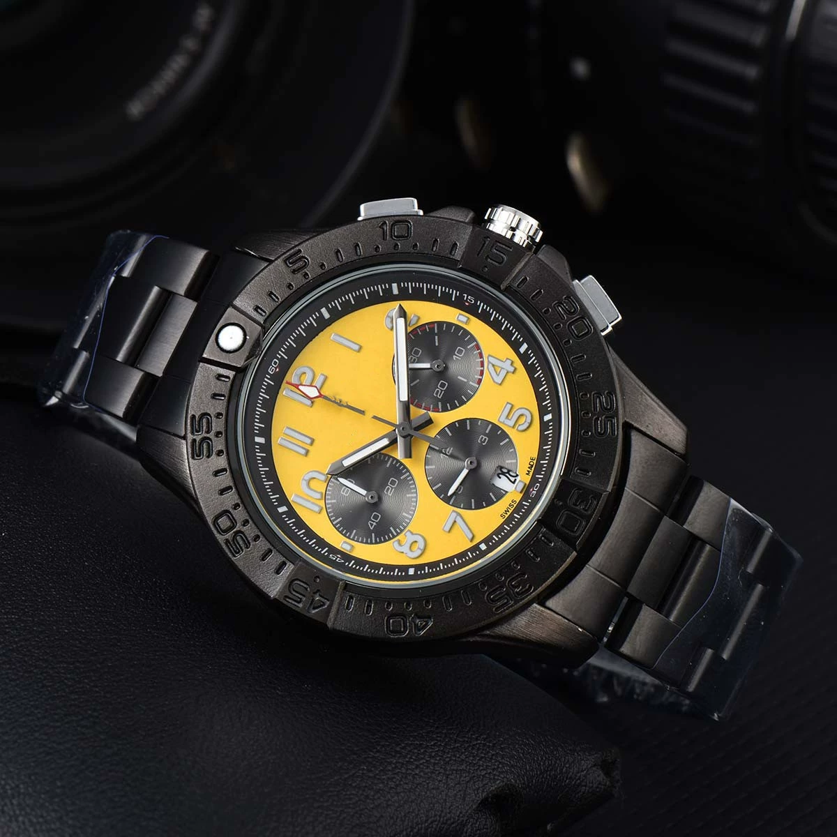 Breitling Avenger 20